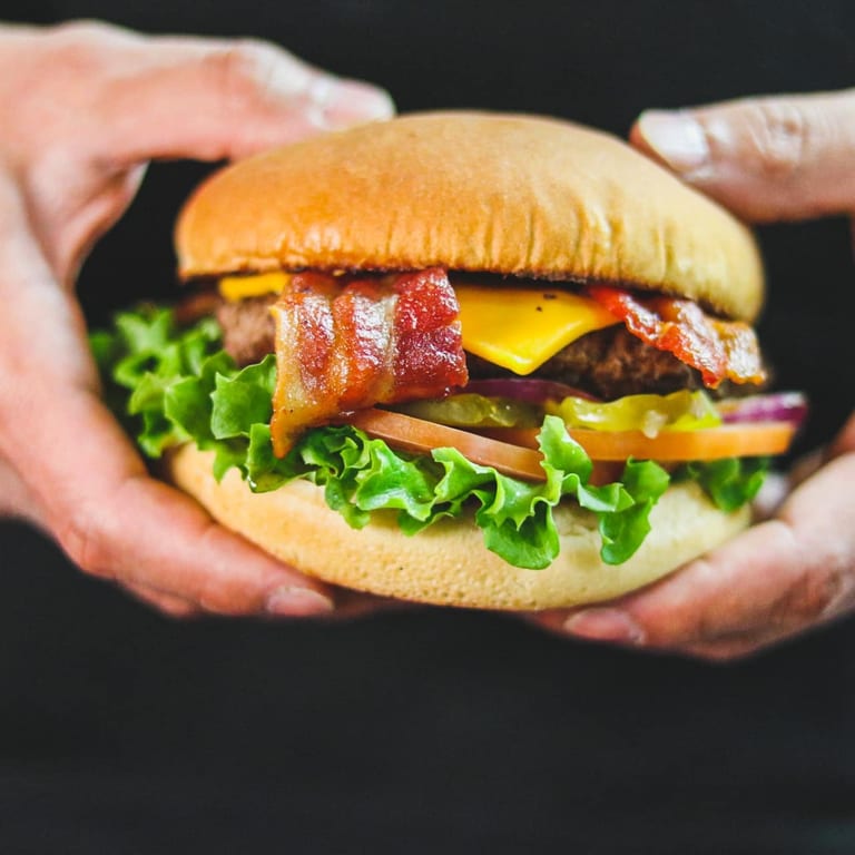 Burger Island | Richardson Rewards